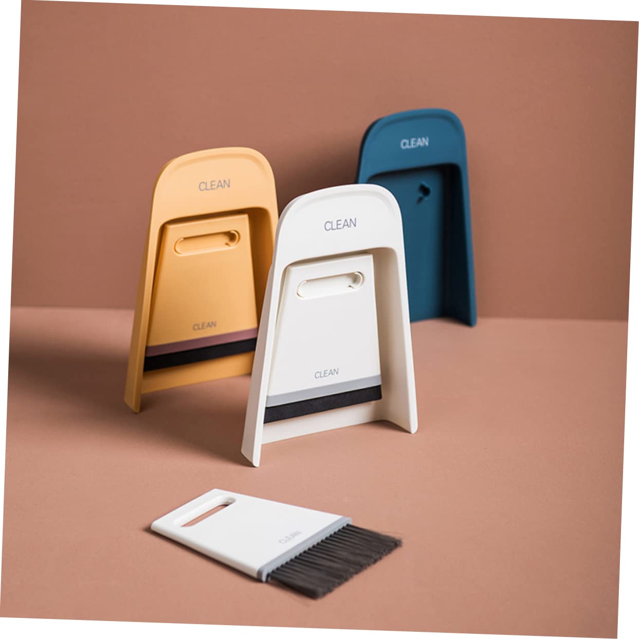 minkissy 1 Set Desktop Cleaning Broom Household Cleaning Supplies Mini Broom and Dustpan Cleaning Tools Cage Cleaner