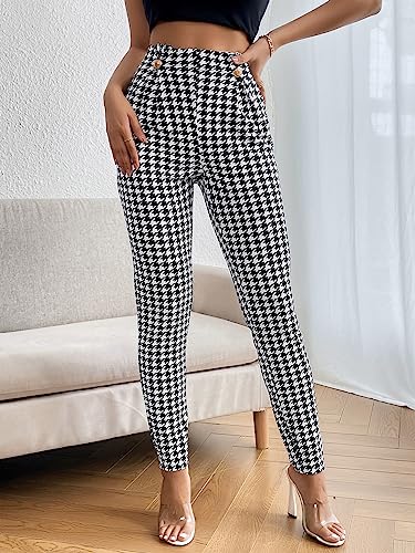 Women's Plaid Print Button Detail Pants