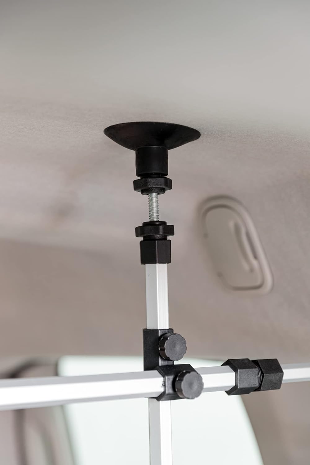 Trixie 13171 Car Grille, Width 96-163 cm Height... 19 Trixie 13171 Car Grille, Width 96-163 cm Height...