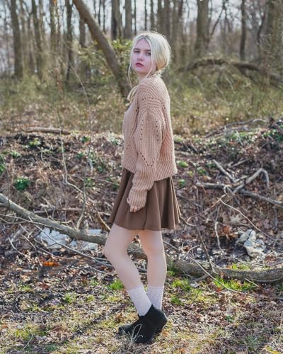 Image of MeMoi Women's Solid Plush Fuzzy Warm Crew Sock