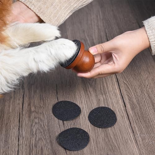 PLUSHCEWT Hunde Nagelfeile aus Holz, mit 8 Stück Schleifpapieren Stressfreie Krallenpflege Kratzbrett für Hunde und Katzen, 6x6cm Hundepflege Werkzeug für Welpen und Haustiere Zu Hause