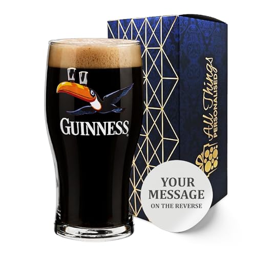 All Things Personalised Personalisierbares Guinness Glas, Tukan Design - Pintglas mit Gravur - Name & Nachricht - Geschenk für Guinness Fans, Bierliebhaber, Vatertag - inkl. Geschenkbox, 0,5L (570ml)