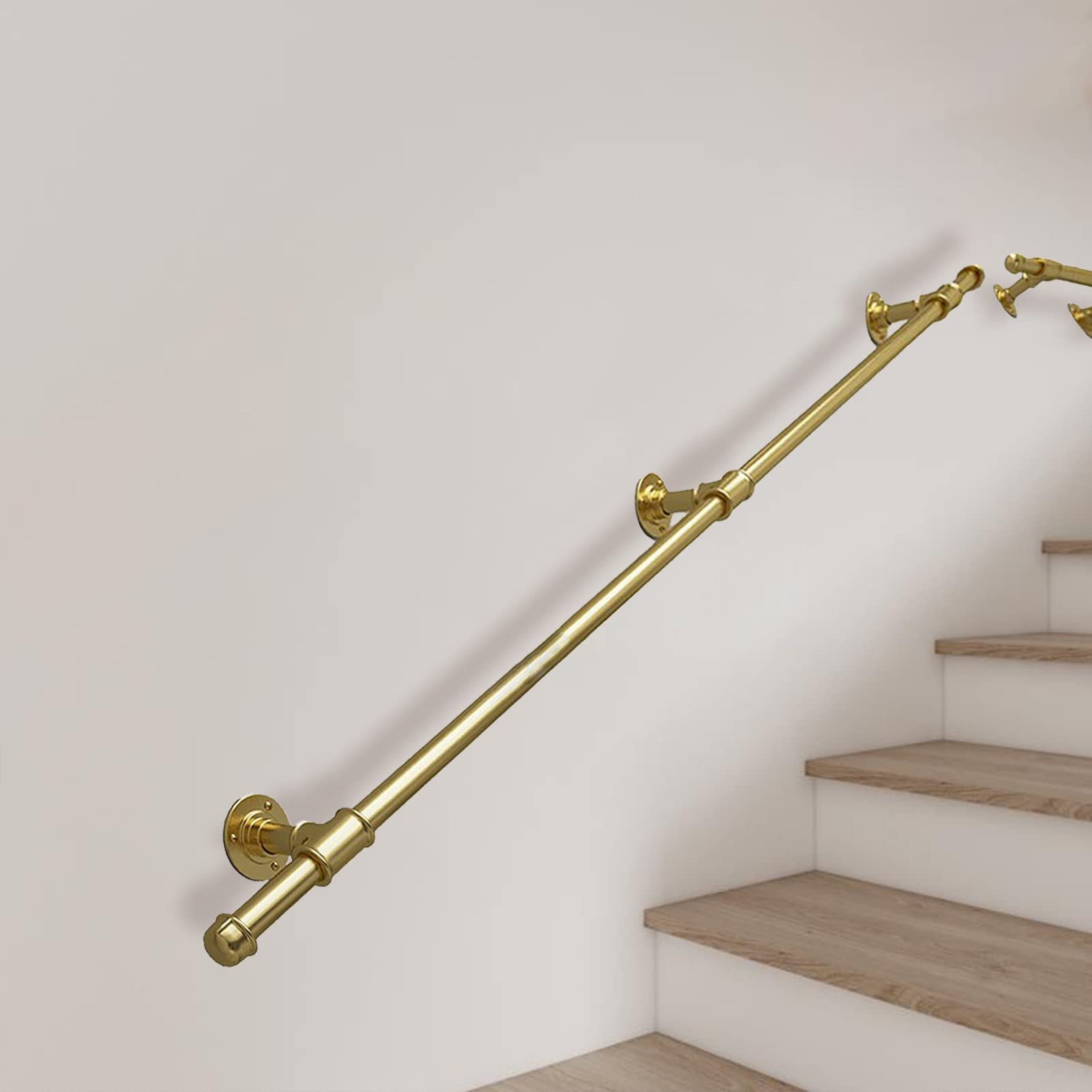 Main courante dorée en fer robuste pour sécuriser et sublimer vos escaliers intérieurs