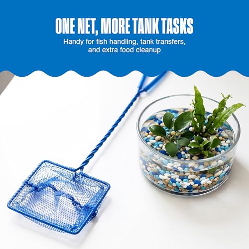 Image of Penn-Plax Quick-Net Aquarium Fish Net - 5 x 4 in Fine Mesh, 16 in Vinyl-Covered Braided Long Handle - Small Aquarium Cleaning Tool for Gentle Fish Handling - Use in Freshwater & Saltwater Tanks - Blue