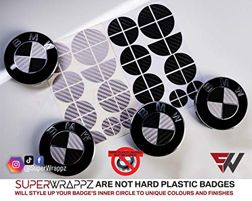 SuperWrappz - Emblema de carbono negro y plateado para BMW (2 cuádruples)...