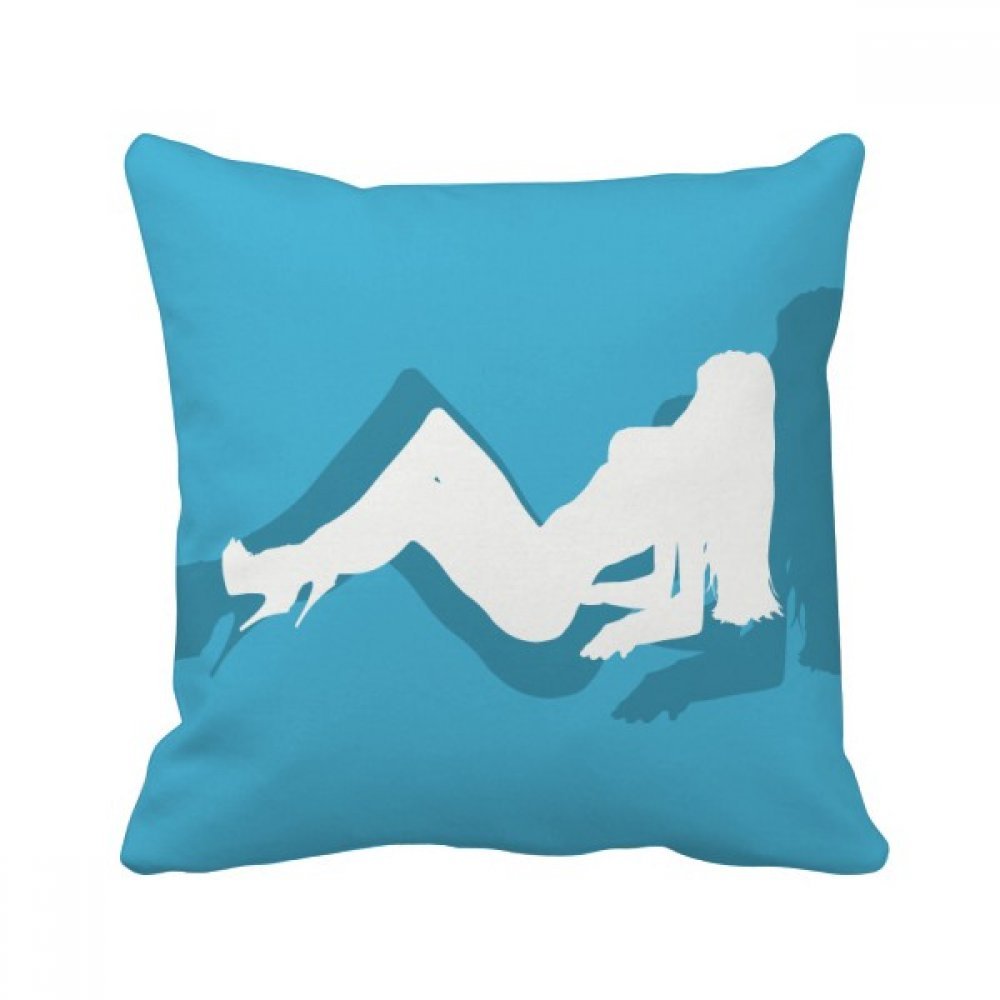 Coussin Cheveux Longs pour soulager le dos et égayer un canapé trop terne