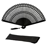 Der Fächer hat nicht nur praktische Funktion im Sommer, sondern auch kann Damen eleganter machen.