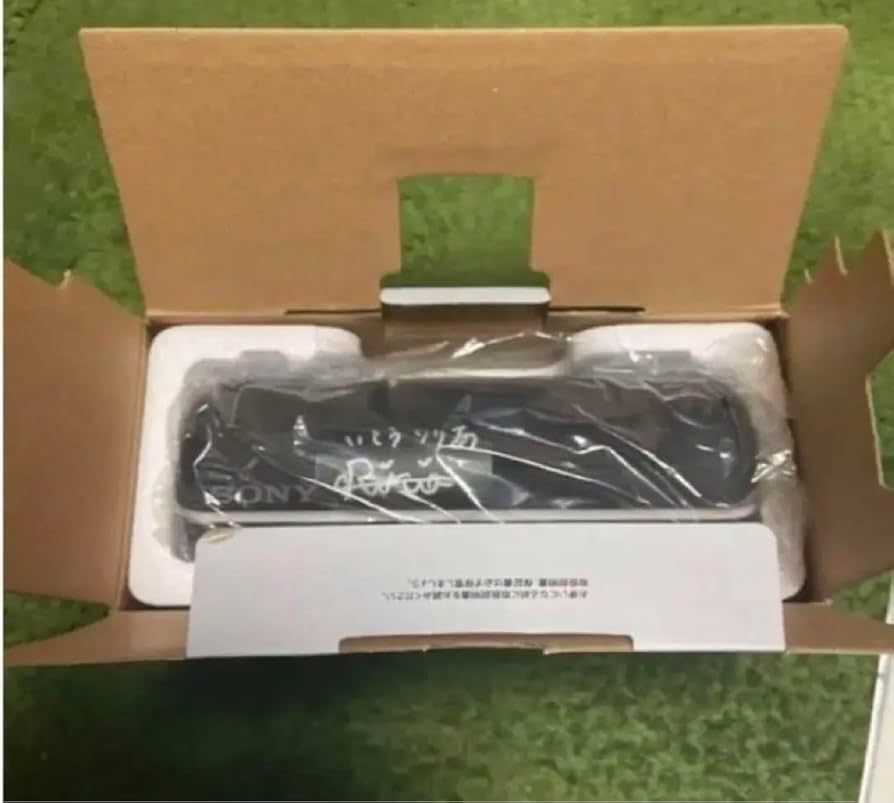 Amazon.co.jp: 乃木坂46 乃木フェス 直筆サイン入りスピーカー 伊藤理 Amazon.co.jp: 乃木坂46 乃木フェス 直筆サイン入りスピーカー 伊藤理