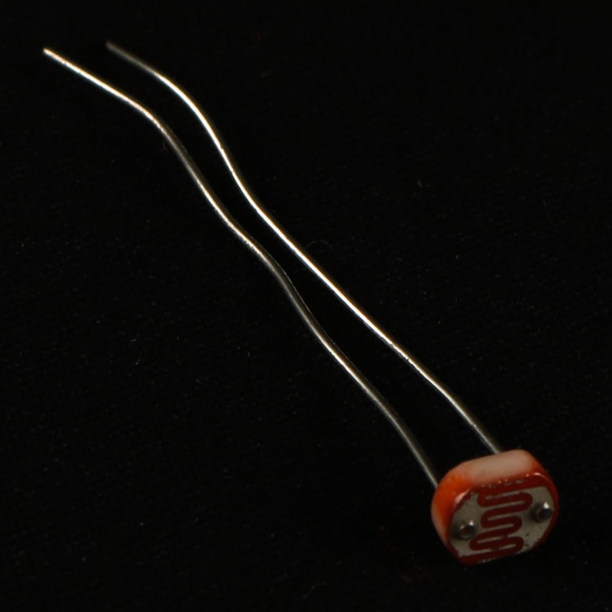 100 Pezzi 5528 Resistore dipendente dalla Luce 5 mm Fotoresistore sensibile alla Luce Compatibile con Raspberry