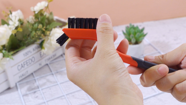 Image of Reallnaive 50 Pcs Nylon Cleaning Brushes Bulk 7 Inch Red Nylon Brushes with Curved Handle Grip for Deep Cleaning Small Parts Rust Dirt Paint Scrubbing, Removal Surface in Hole