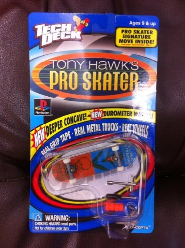 TECH DECK Tony Hawk Pro Skater Toy Machine Elissa Steamer Fingerboard