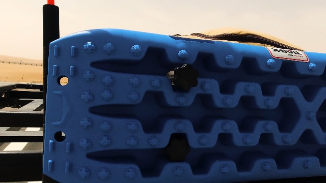 6 X+BULL+Recovery+Traction+Tracks+Ladder