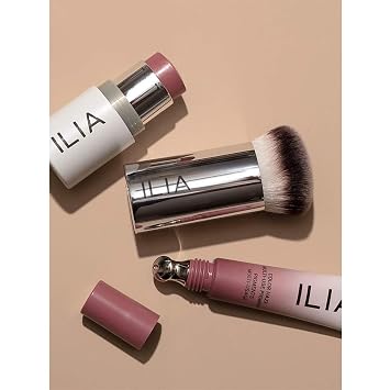 ILIA - Perfecting Buff Brush | Versatile Brush For Cream or Liquid Products Made with Aluminum + Soft, Vegan Bristles | Smooth Finish | Expertly Crafted | Non-Toxic, Vegan, Cruelty-Free, Recyclable