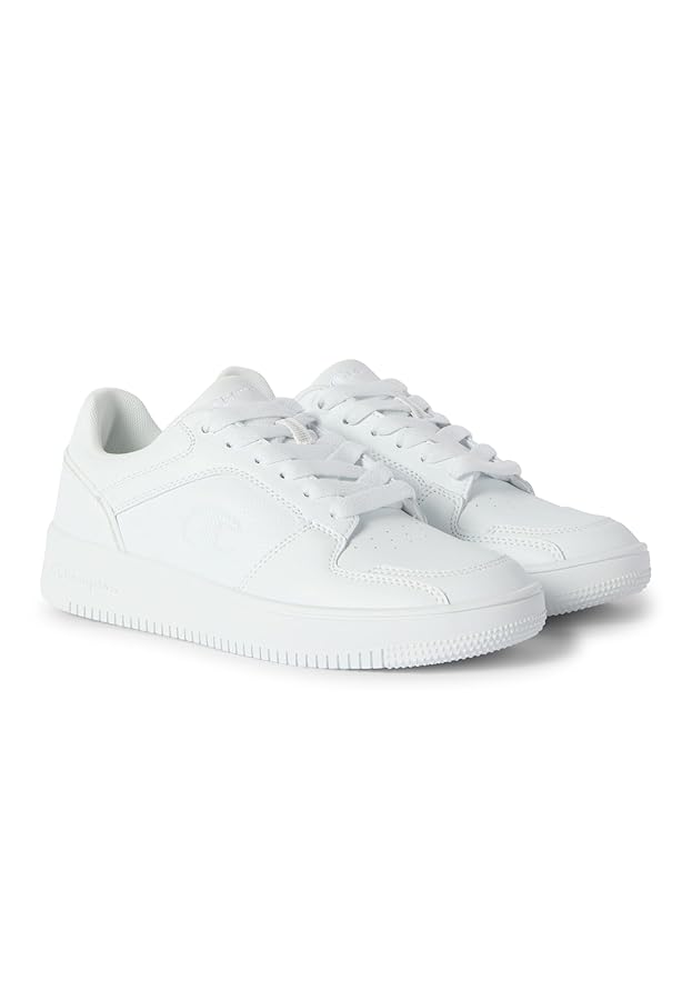 完売‼️ \"Sneaker Champs\" Living Proof Sneaker Champs