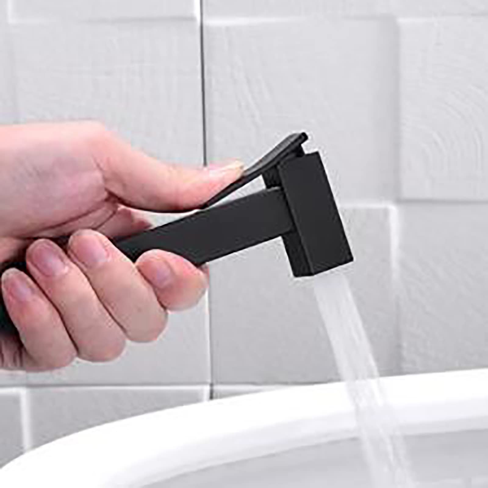 Spruzzatore per bidet, doccetta per WC, montaggio a parete, in ottone massiccio, rubinetto per bidet da bagno, soffione quadrato, panno per la pulizia del bagno, set spruzzatore per l'igiene del bagno