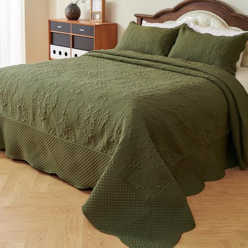 Image of EVENHUG Oversized King Bedspreads California King Quilt Set with Pillow Shams Extra Wide Large King Size Quilts Lightweight Coverlet Bedding Sets Olive Green 120 inchx120 inch