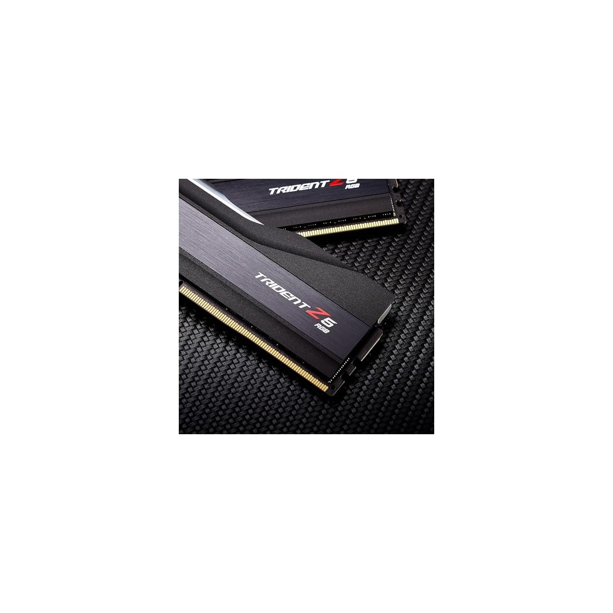 GSKILL-Trident-Z5-RGB-Series-Intel-XMP-30-DDR5-RAM-32GB-2x16GB-6000MTs-CL36-36-36-96-135V-Desktop-Computer-Memoria-UDIMM--Nero-opaco-F5-6000J3636F16GA2-TZ5RK