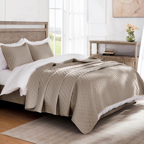 Exclusivo Mezcla Reversible Twin Quilt Bedding Set with Pillow Sham, Lightweight Quilts Twin Size, Soft Bedspreads Bed Coverlets for All Seasons - (Taupe, 68"x88")
