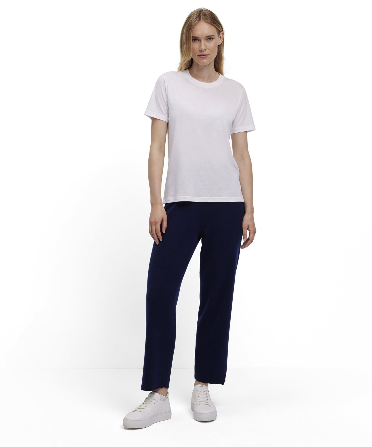FALKE Mujer Basic Apparel Camiseta Suave Manga Corta cómoda Ligera Transpirable y de Secado rápido Lyocell algodón 1 Pieza