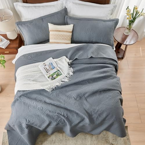 Image of Qucover Alaska King Bedspread 132x 120, Oversized King Bedspread, 3 Piece Soft Microfiber Lightweight Extra Wide King Size Quilts Oversized Comforter Set, Vintage Persian Pattern, Dark Grey