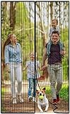 🍹 [MULTIFUNCIÓN]: La mosquitera magnetica 90x210cm adecuada para todos los marcos internos de puertas hasta 86x208cm. La mosquitera puerta se puede no solo adecuado para diferentes lugares, como patio, balcón, cocina y dormitorio de niños, sino adecuado para diversas puertas, como puertas correderas, de caravanas, o de madera, etc.