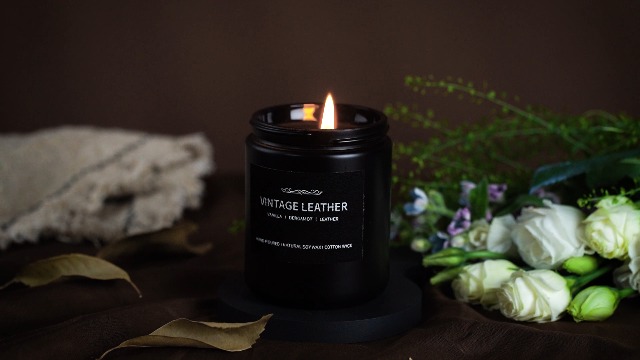 Scented Candles for Men, Scented Candles Set Soy Candles for Home Him,4 Pack Mens Candles Father's Day Gifts Gifts for Men Scents of Leather/Oak/Lavender Wood/Smoky Vanilla - Image 8