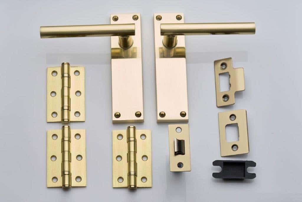 T-Bar Straight Lever Latch Door PackBrushed BrassHandle/hinges/door LatchDesigner Levers from B&Q