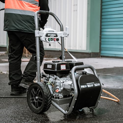 Hyundai 3400 PSI Petrol Jet Washer – 210cc 7hp Engine, 9L/min Flow Rate, Detergent Tank & 10m Hose – High-Pressure Cleaner 7 Hyundai 3400 PSI Petrol Jet Washer – 210cc 7hp Engine, 9L/min Flow Rate, Detergent Tank & 10m Hose – High-Pressure Cleaner - Image 7