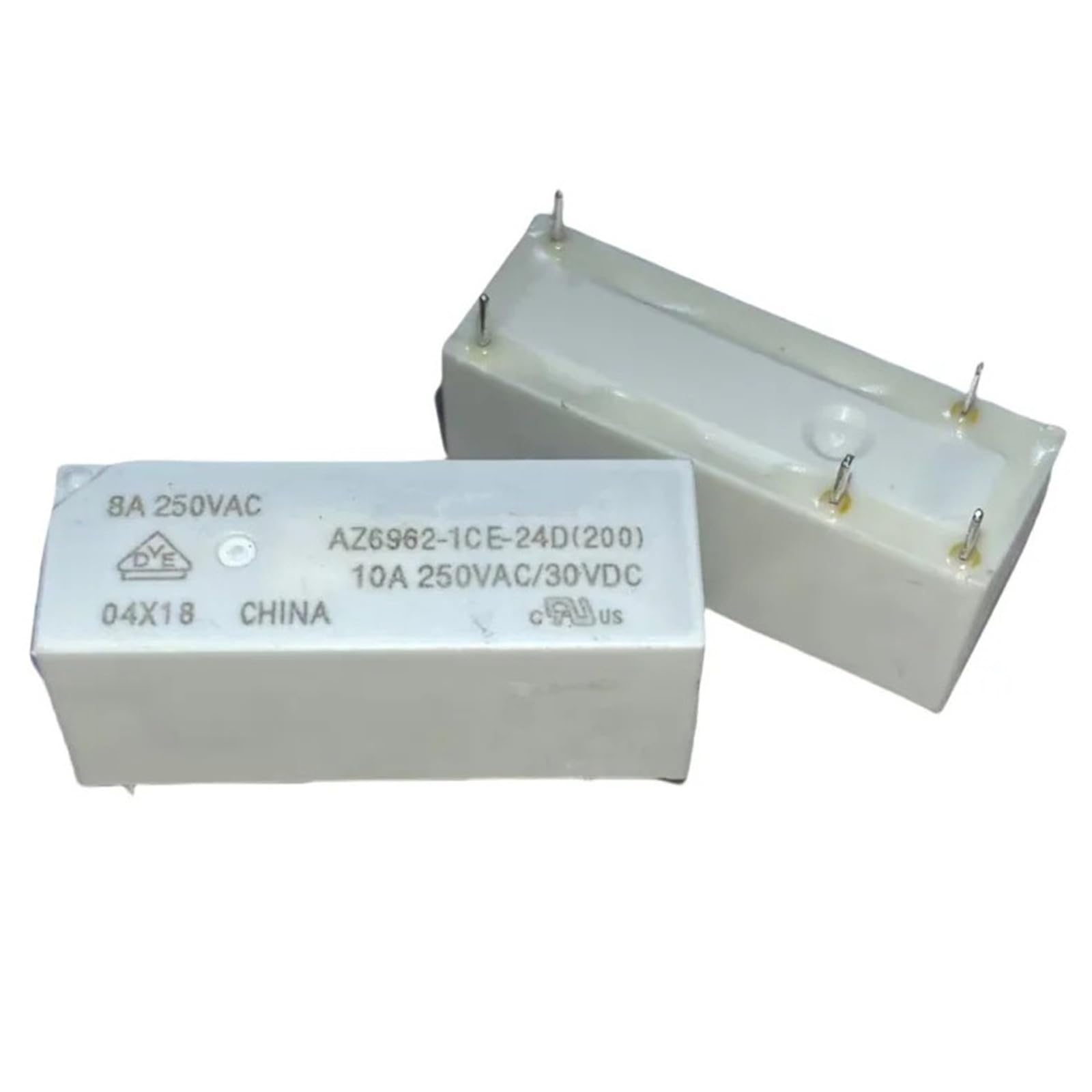 Relais AZ6962-1CE-24D pour réparer une carte de commande électronique 8A