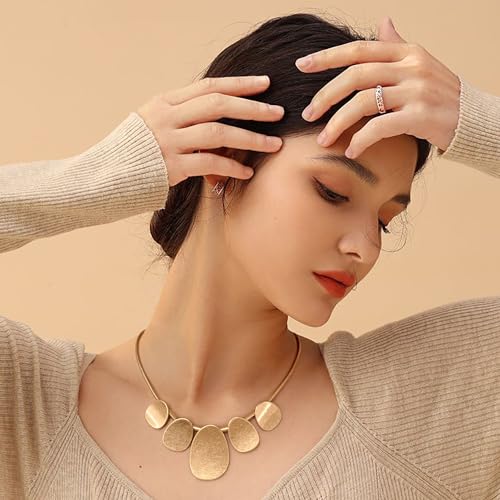 CLASSYZINT Gold Irregular Metal Piece And Coin Pendant Necklace For Women4