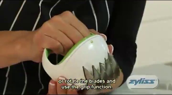 Amazon.com: ZYLISS FastCut Herb Mincer: Herb Chopper: Home & Kitchen