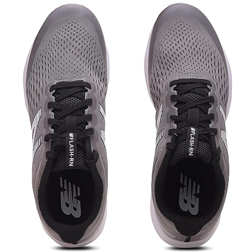 Image of New Balance Men Flash Running Shoes