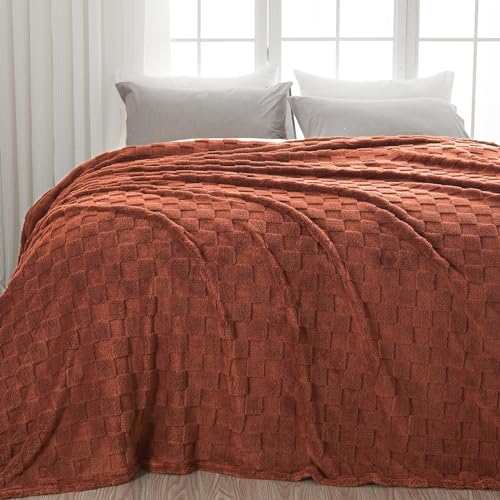 NEWCOSPLAY Super Soft Queen Blanket Coffee Premium Silky Flannel Fleece 3D Checkered Lightweight Bed Blanket All Season Use (Coffee Checkered, Queen(90"x90"))