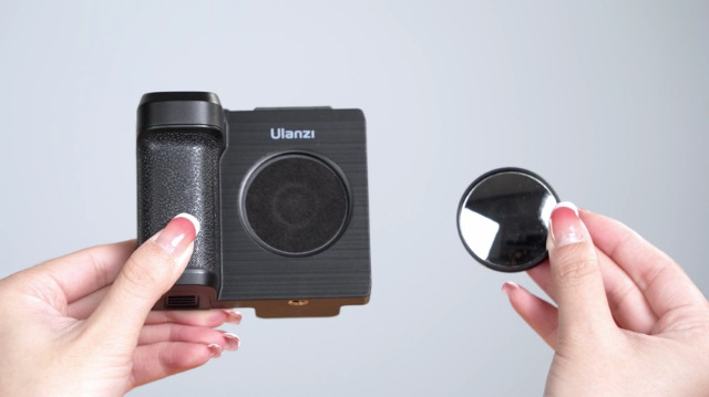 Dikni uning mushukiga yopishtiradi