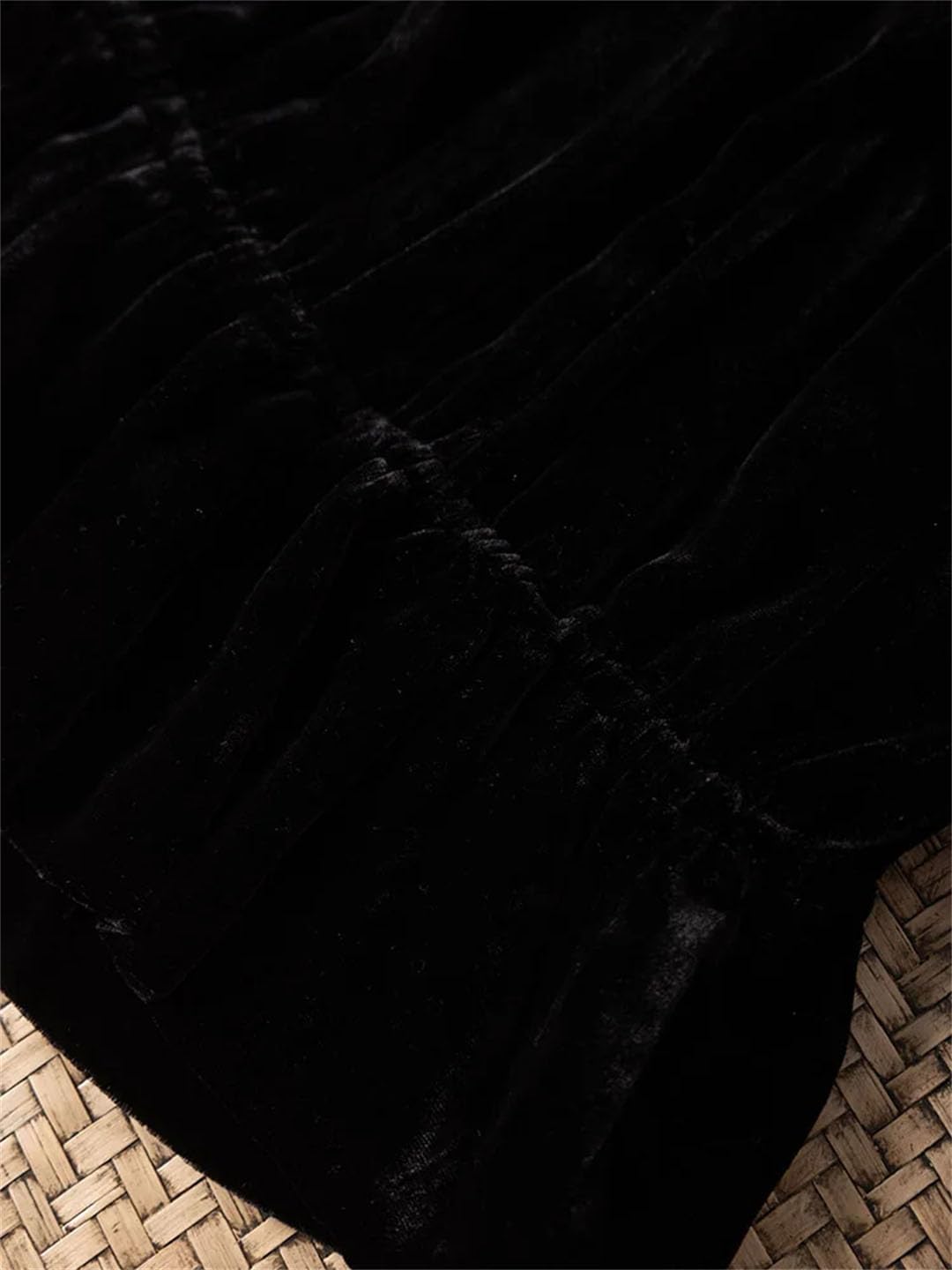 Camisa retro de manga larga de seda con cuello redondo y hebilla de una sola fila para mujer