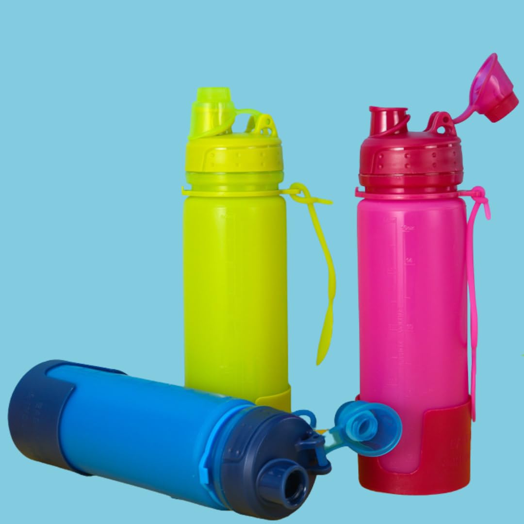 Lumevox Collapsible Water Bottle 500ml 17oz – BPA-Free Leak-Proof Silicone Bottle with Carabiner | Foldable, Lightweight & Reusable – Perfect for Travel, Gym, Hiking (Green)