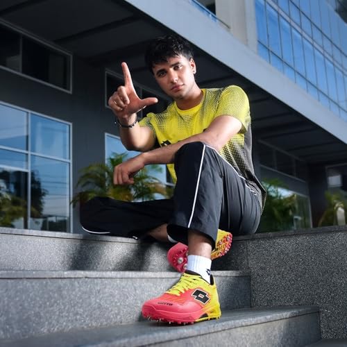 Image of Lotto Men SuperShot Fire Dragon Cricket Shoes