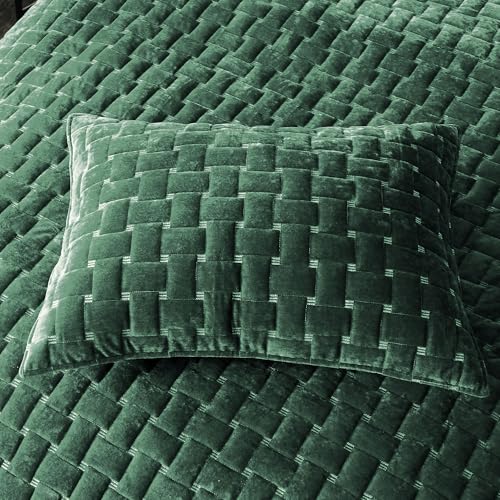 Image of Grassix Velvet Quilt Set Queen Size, Luxury Geometric Design, Dark Green | Lightweight Velvet Comforter with 2 Pillow Shams, Ultra Soft Bedspread Coverlet, Quilted Bedding Set for All Seasons, 90 inchx96 inch