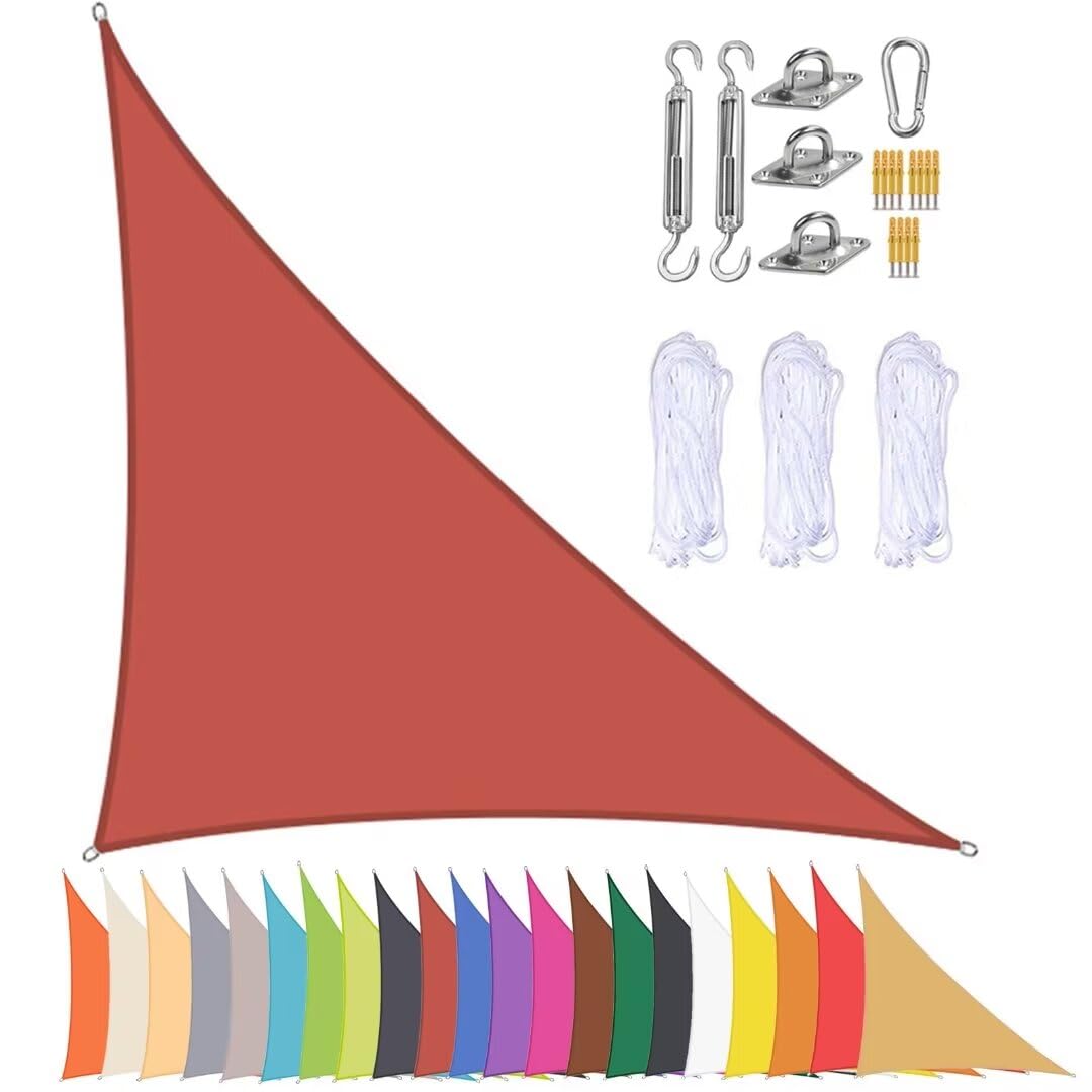 Voile d'ombrage triangulaire imperméable contre la chaleur et la pluie sur la terrasse