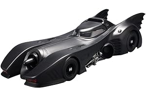 BANDAI Model Kit DC COMICS - Batman 1/35 Batwing Batman - Model Kit