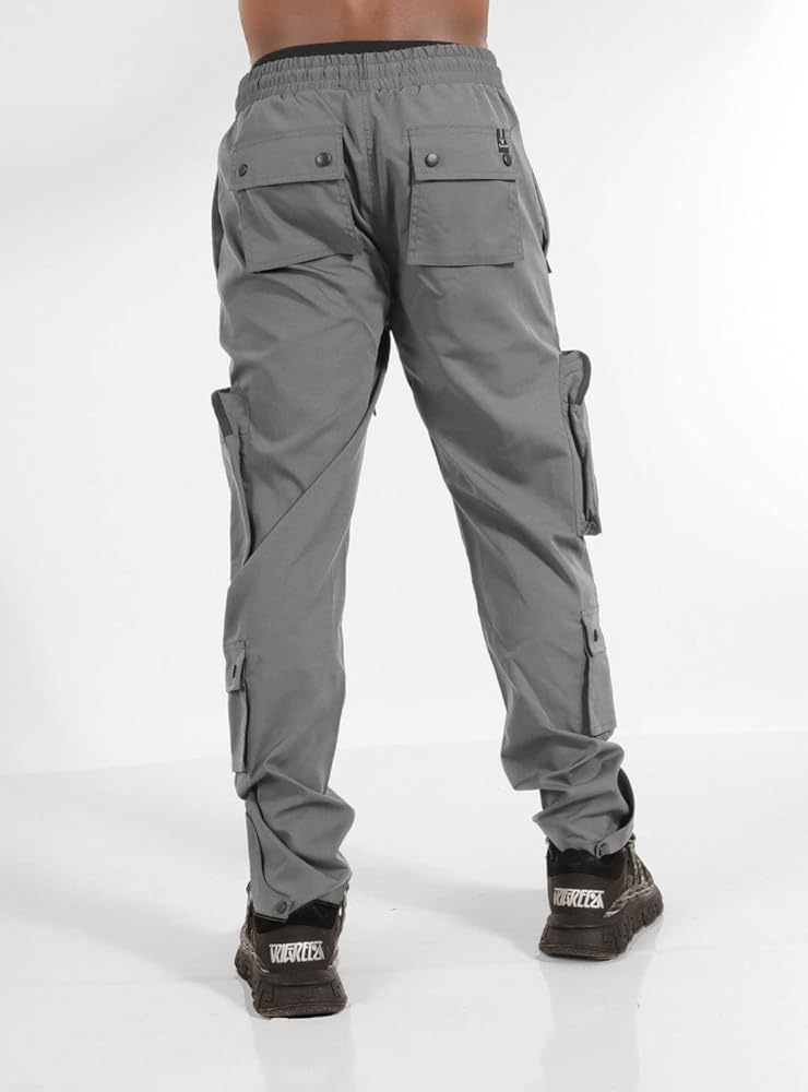 【新品未使用】MY_ NYLON CARGO PANTS[SUMI] NYLON CARGO PANTS｜MY___ | 服と日用品 SLOPE
