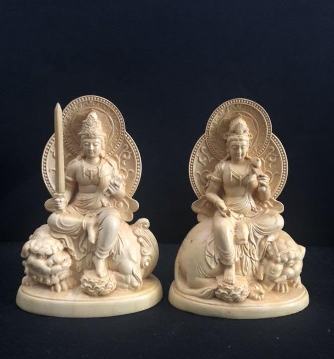 Amazon.co.jp: 総柘植材 極上品 精密細工 木彫仏像 仏教美術 文殊菩薩 
