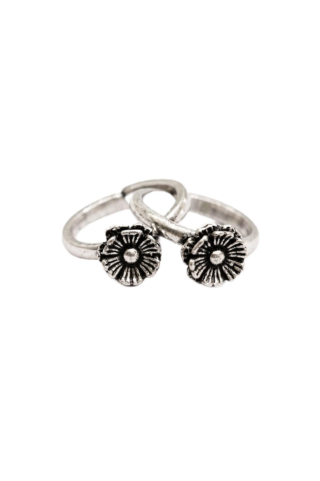 kaashi 925 Sterling Silver Petal Bloom Toe Ring Pair | Minimalist Floral Design-picture-12