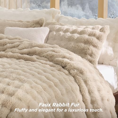 Image of Bedsure Fluffy Comforter Set King - Light Beige Faux Fur King Comforter Set, Soft Shaggy Plush Bubble Bedding Comforter Sets, Winter Warm Luxury Fuzzy Bed Set 3 Pieces, 1 Comforter and 2 Pillowcases