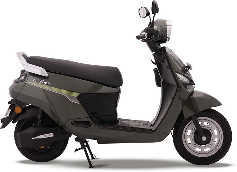 Image of BG C12i MAX 2.0 Electric Scooter With Charger, Foliage Green (Advance Booking for Ex-Showroom)