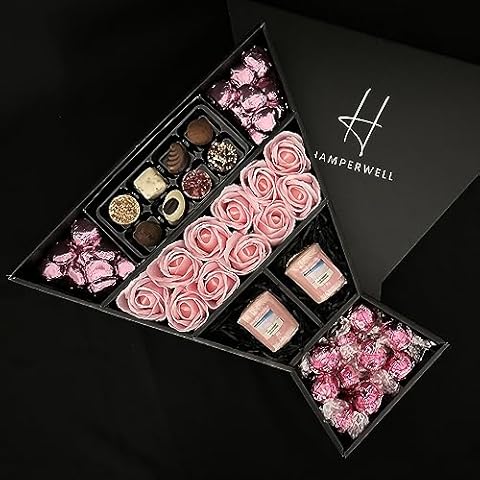 Lindt Lindor & Yankee Candle Chocolate Hamper thumbnail