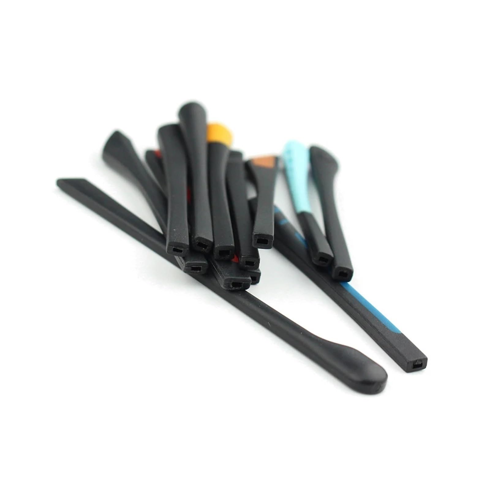 Patillas de repuesto para gafas, color negro, 100 pares de agujeros rectangulares de goma para reparación de gafas | Reemplaza las puntas desgastadas fácilmente con un diseño de agujero rectangular de goma suave, paquete de 100 pares.
