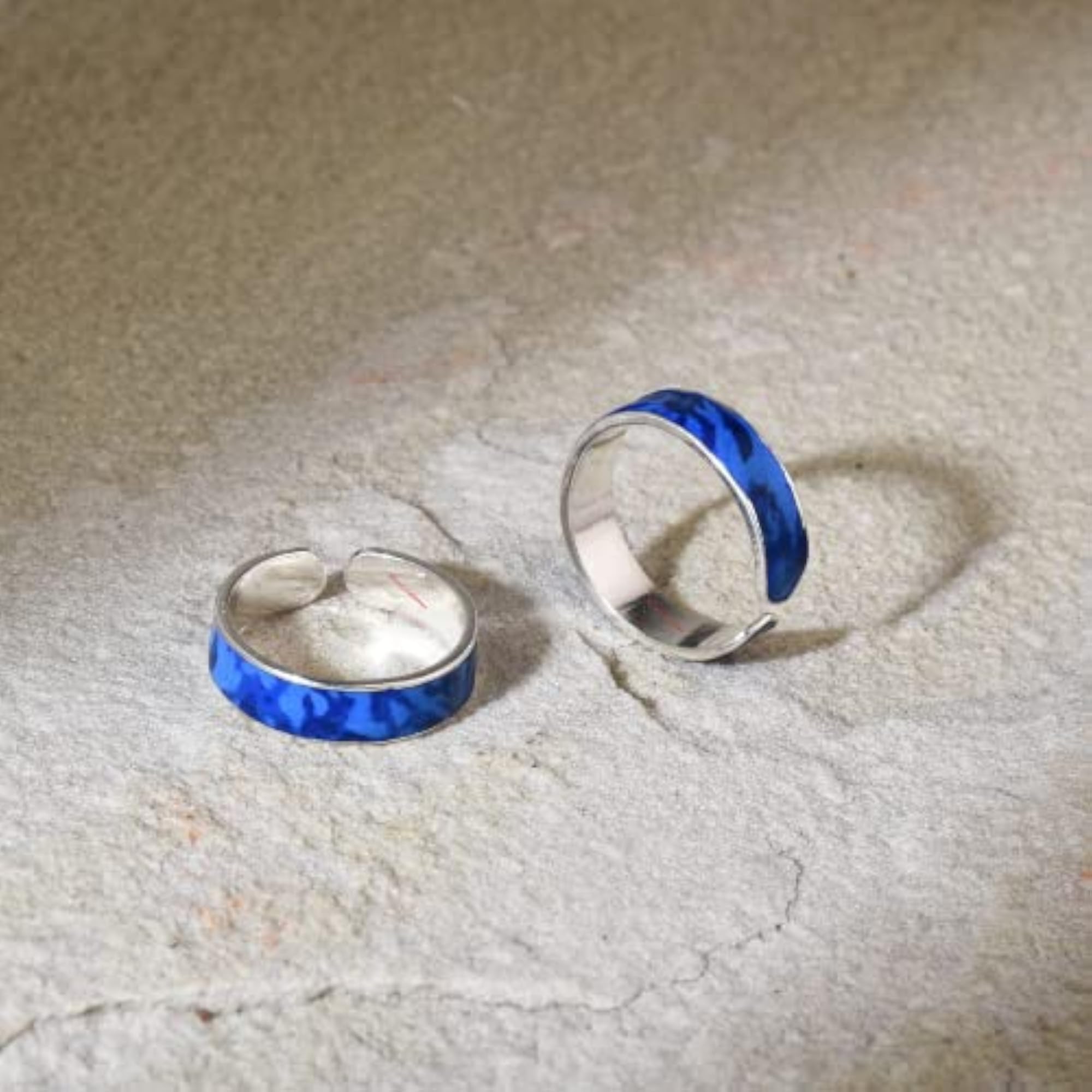 Women's Oxidized Silver Blue Meena Enamel Toe Ring