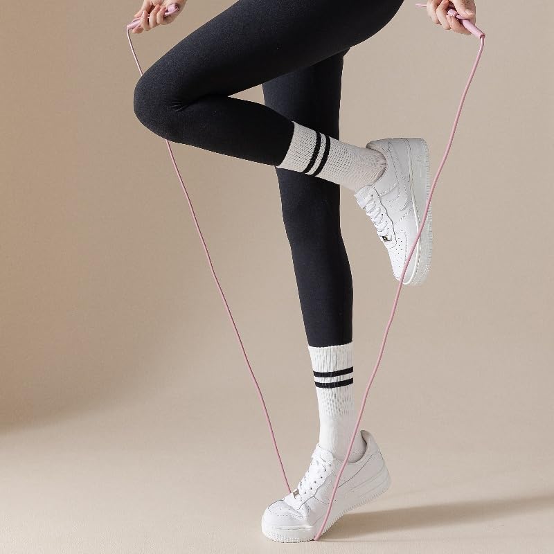 Luu Xianliang Yoga Socks with Non-Slip Grips for Women - 4 Pairs Pilates, Barre, Gym, Dance Workout Anti-Skid Socks (US, Alpha, One Size, Regular, Regular, 4 Pairs-White)