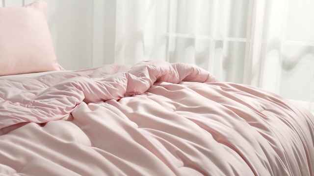 Amazon.com: Byourbed Cold Pandas Knitting - Coma Inducer